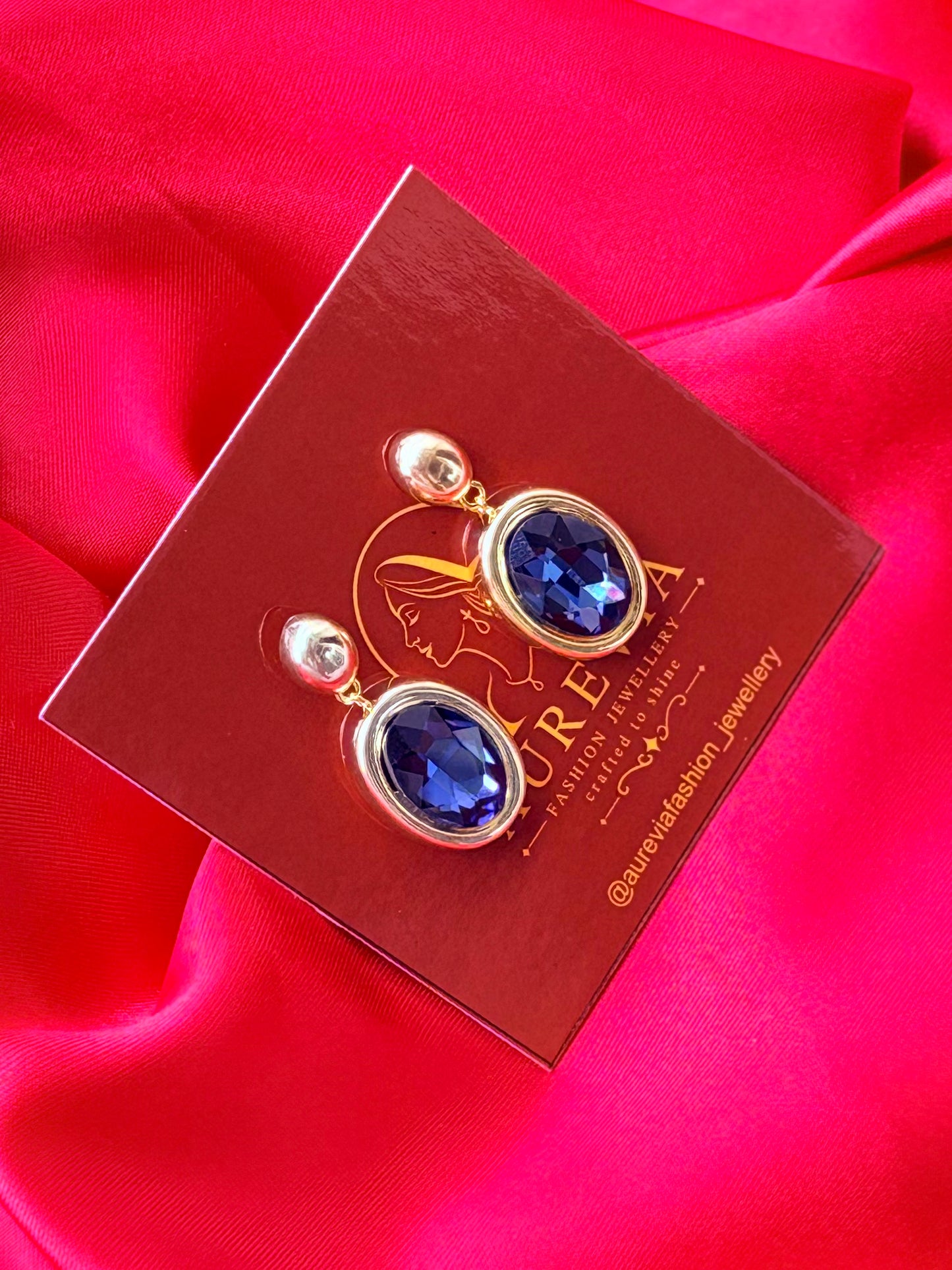 BLUE STONE DROPPING