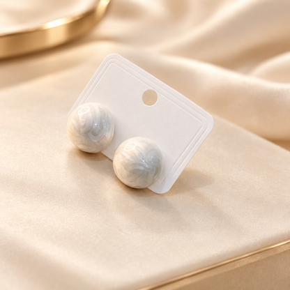 Pearl-like stud