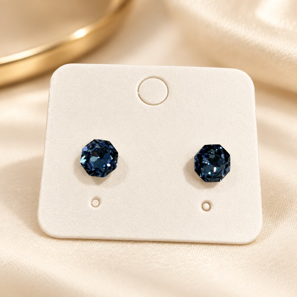Round stud earrings