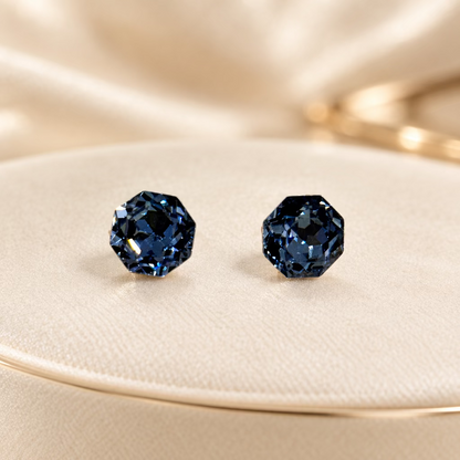 Round stud earrings