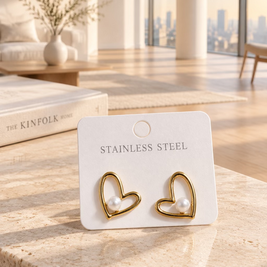 Gold heart-shaped stainless steel stud