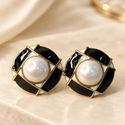 Majiali brand geometric stud