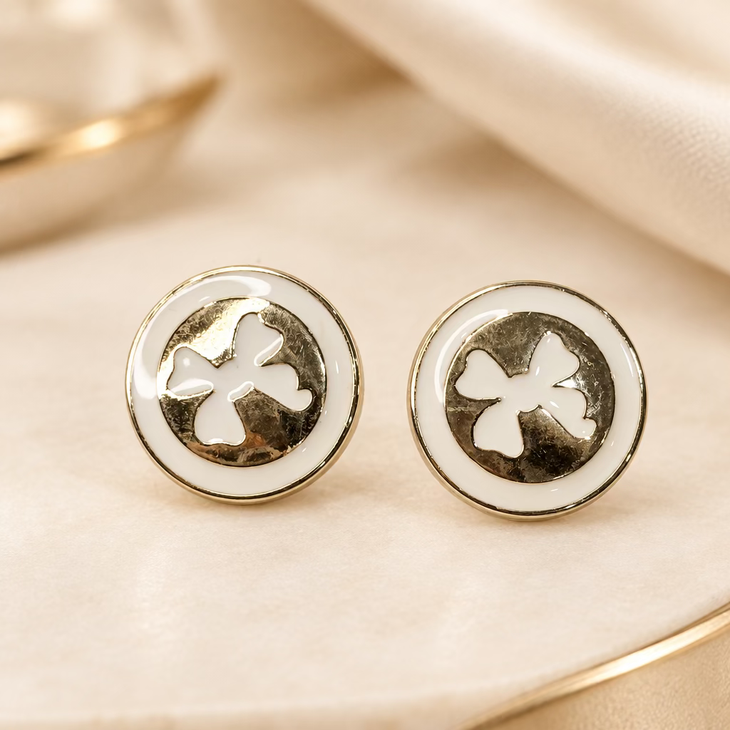 White clover Stud