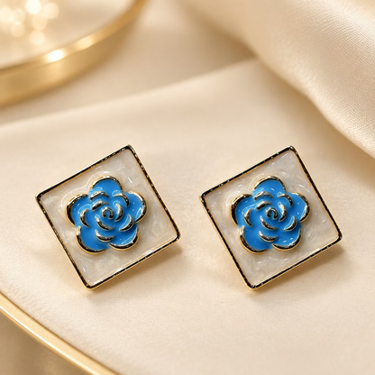 Majiali Stud Earrings