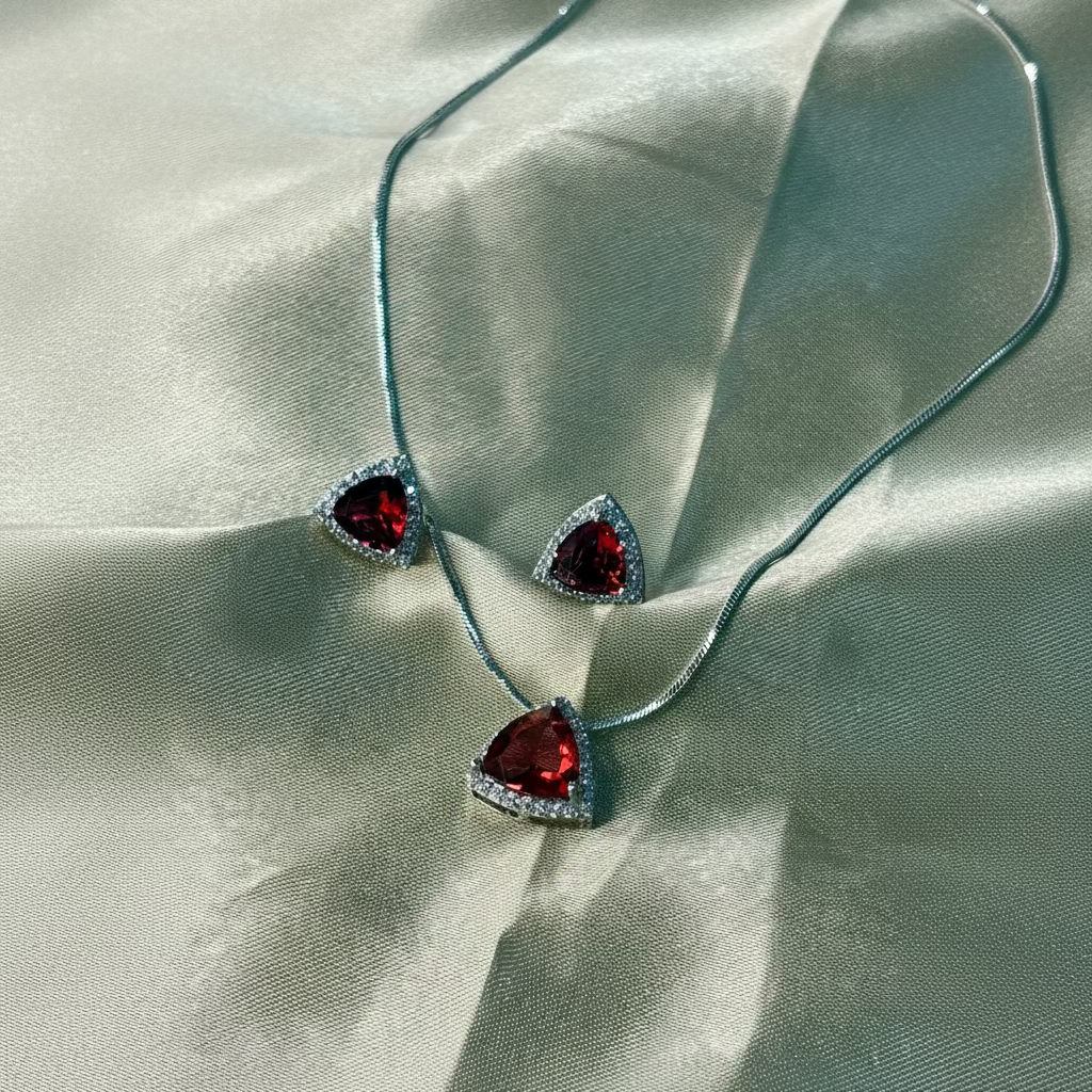 HEART CRYSTAL COMBO WITH EARRINGS