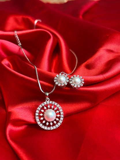MOON HALO COMBO WITH EARRINGS