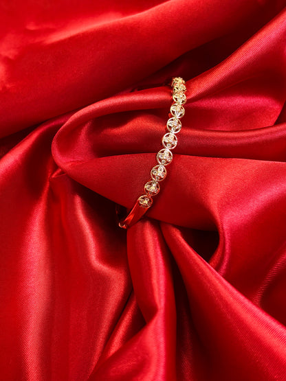 Contemporary Halo Kada Bangle