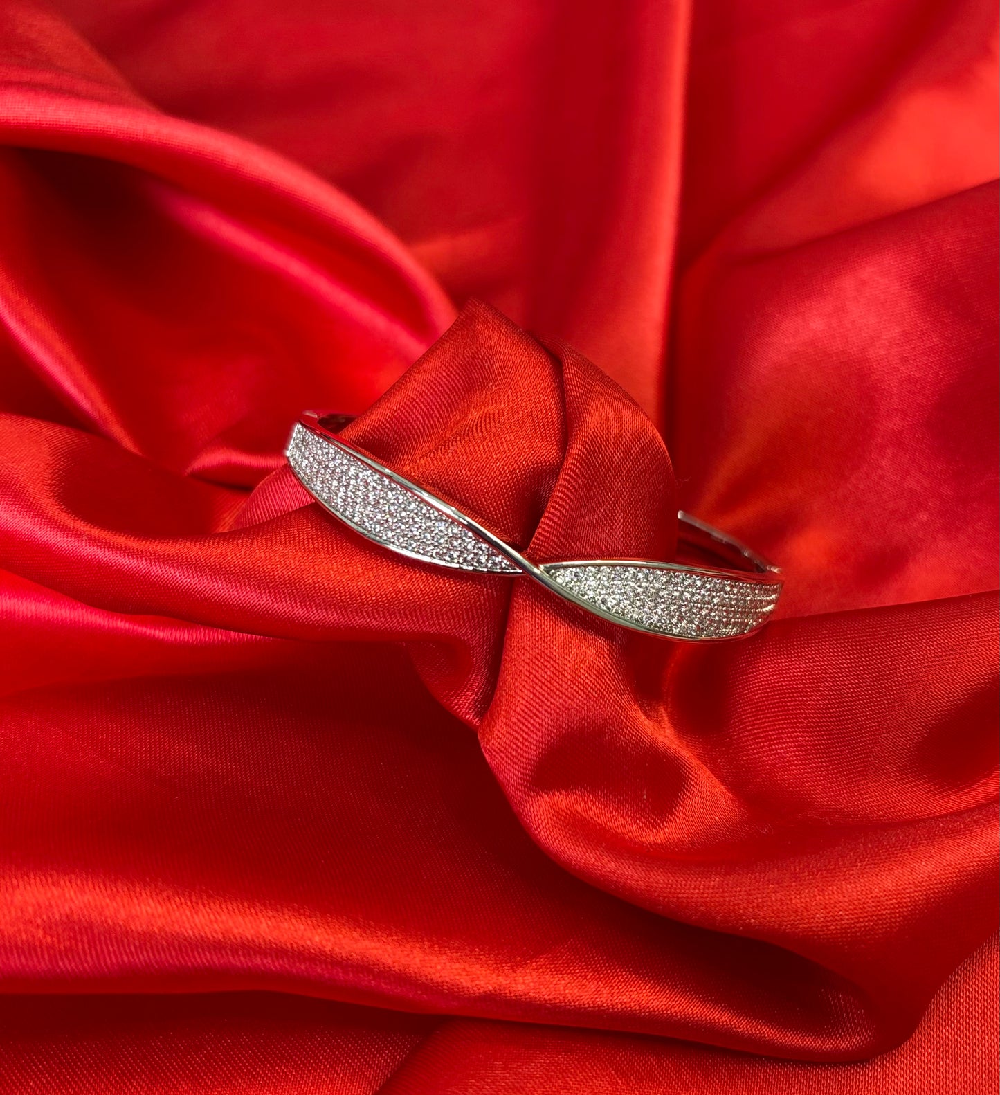 Silver Cubic Infinity Twist Kada Bangle