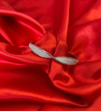 Silver Cubic Infinity Twist Kada Bangle