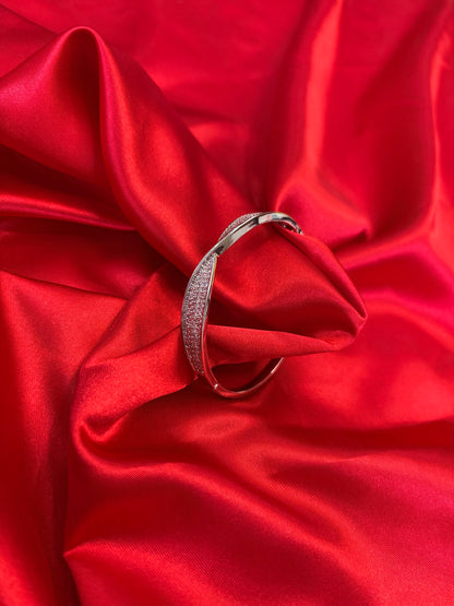 Silver Cubic Infinity Twist Kada Bangle