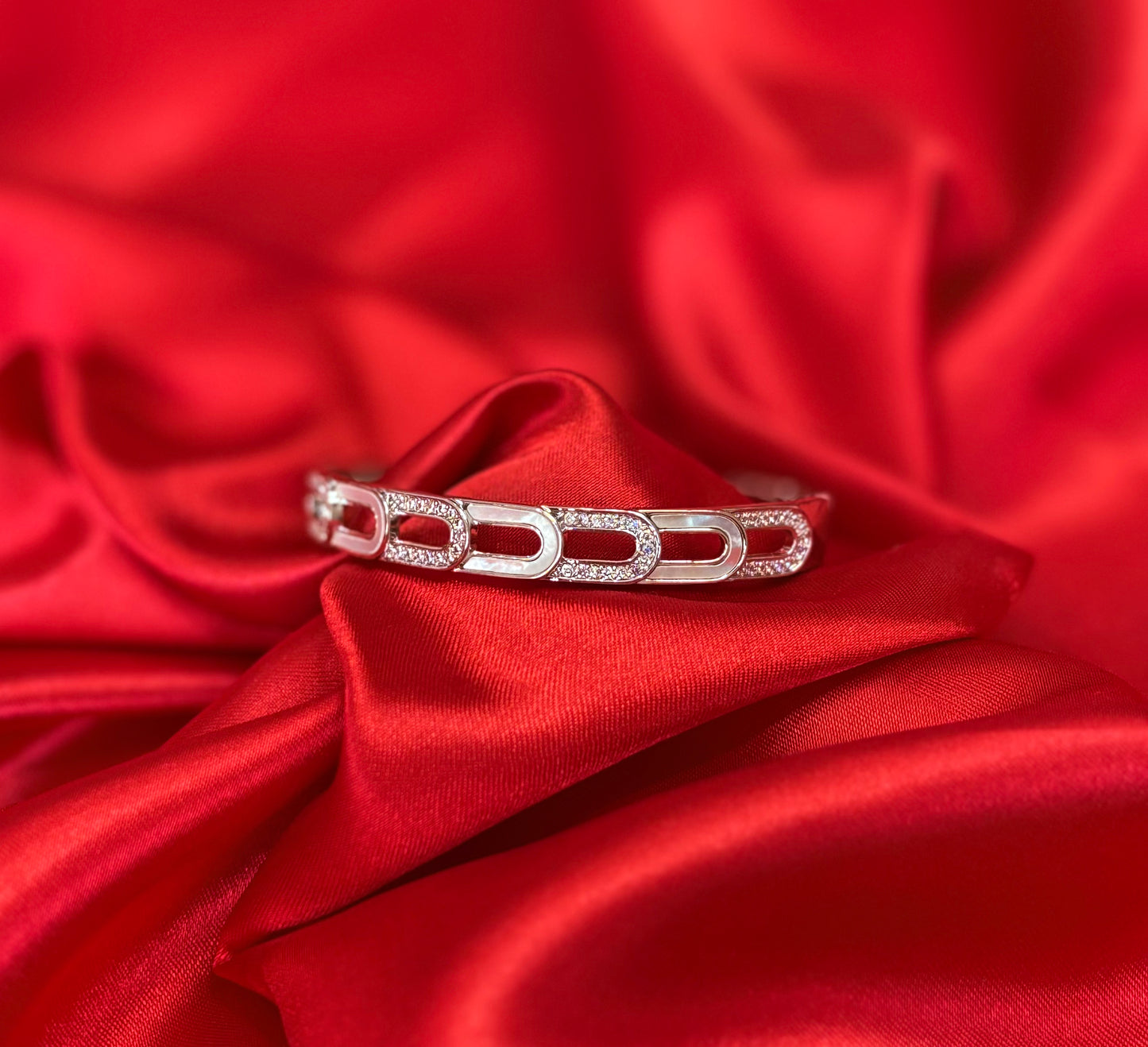 Cubic Zirconia Link Openable Bangle