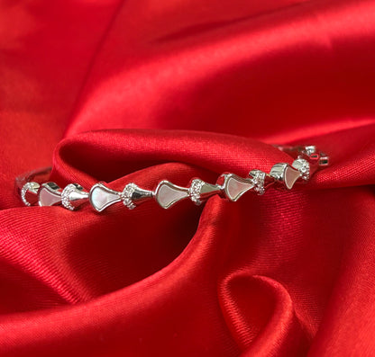 Fan Link Bracelet with CZ Stones Bangle