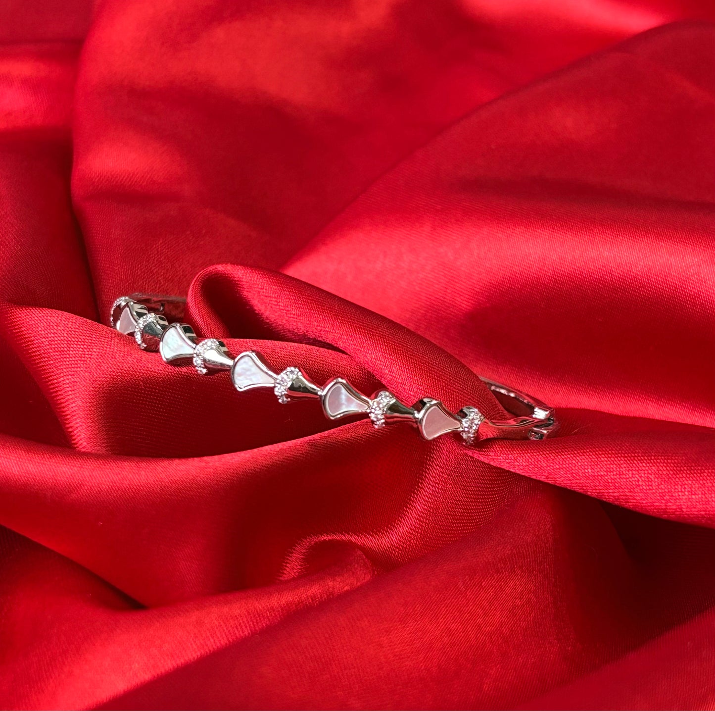 Fan Link Bracelet with CZ Stones Bangle
