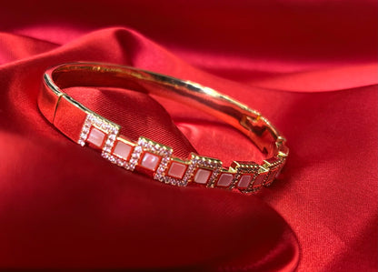 Mother Of Pearl Openable Bangle