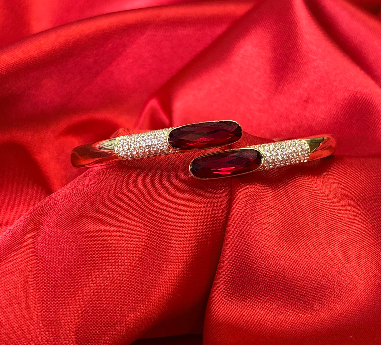 Oval Cut Ruby Red Stone Bangle