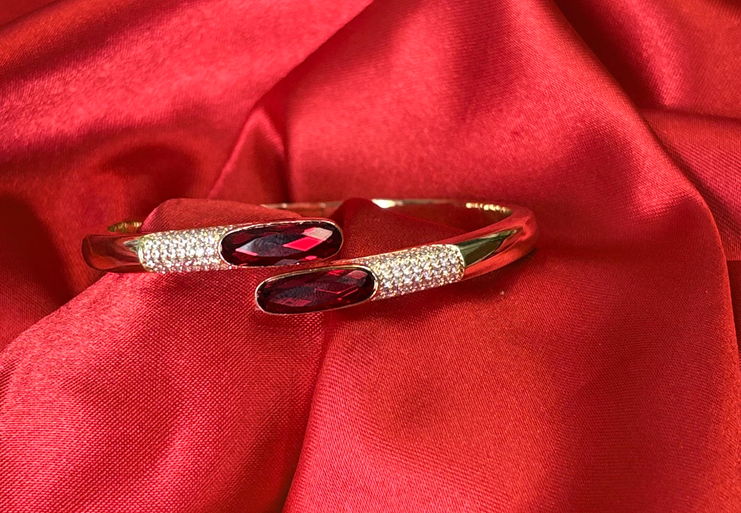 Oval Cut Ruby Red Stone Bangle