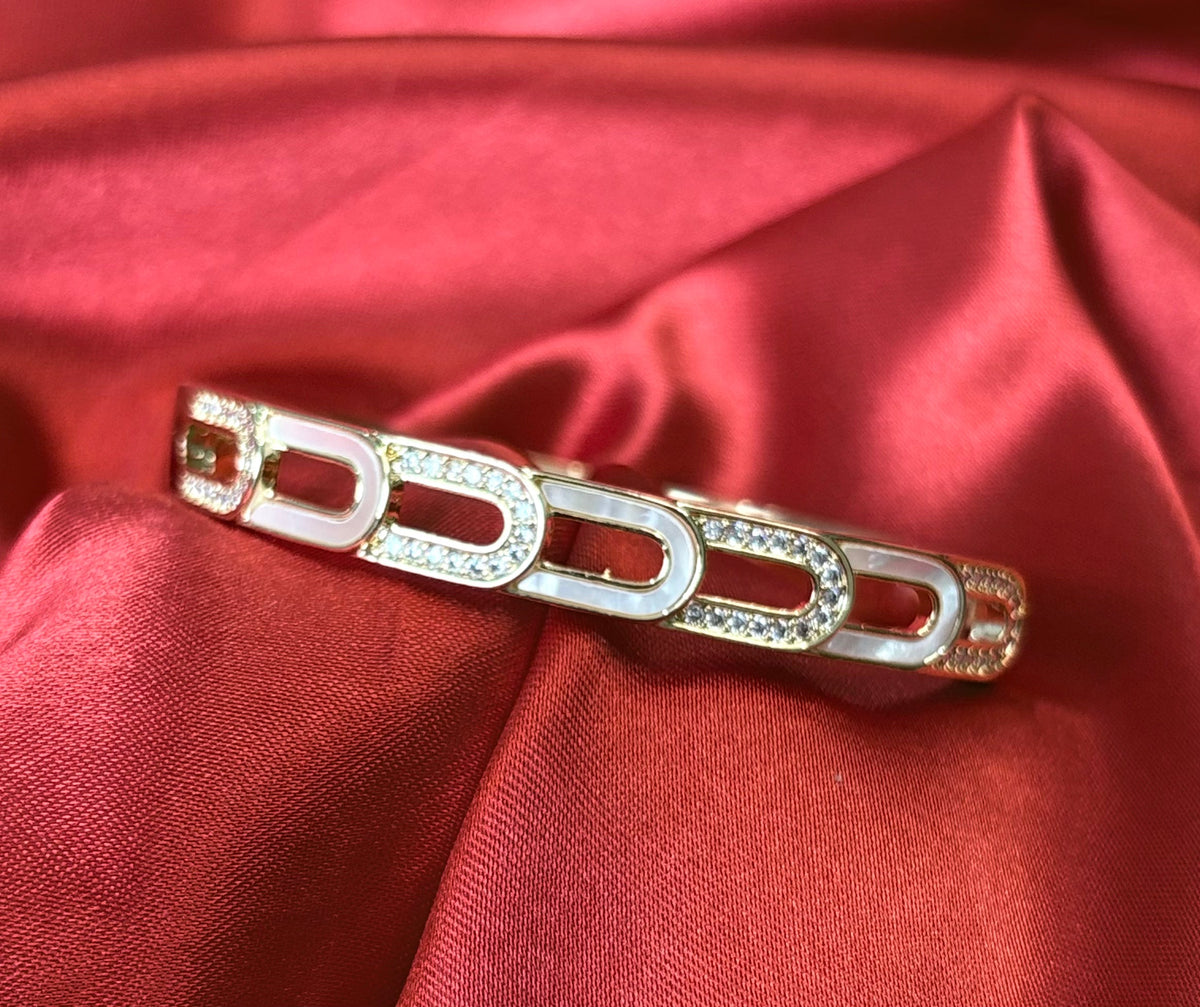 Cubic Zirconia Link Openable Bangle