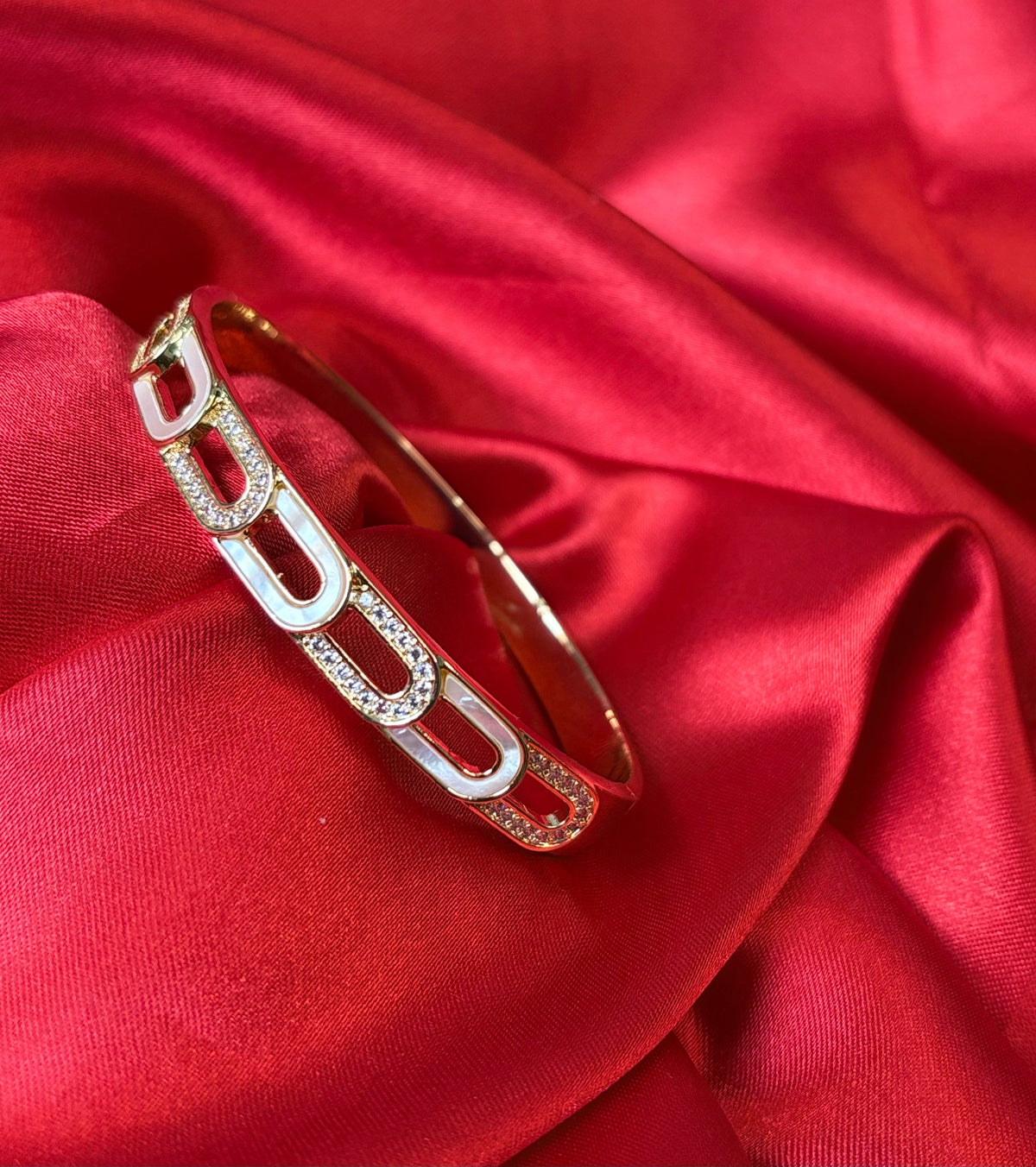 Cubic Zirconia Link Openable Bangle