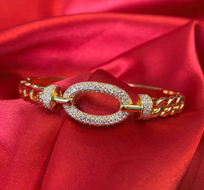 Pave Zirconia Interlocking Oval Buckle Bangle