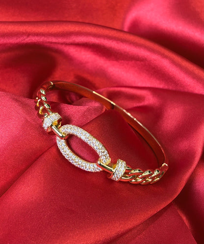 Pave Zirconia Interlocking Oval Buckle Bangle