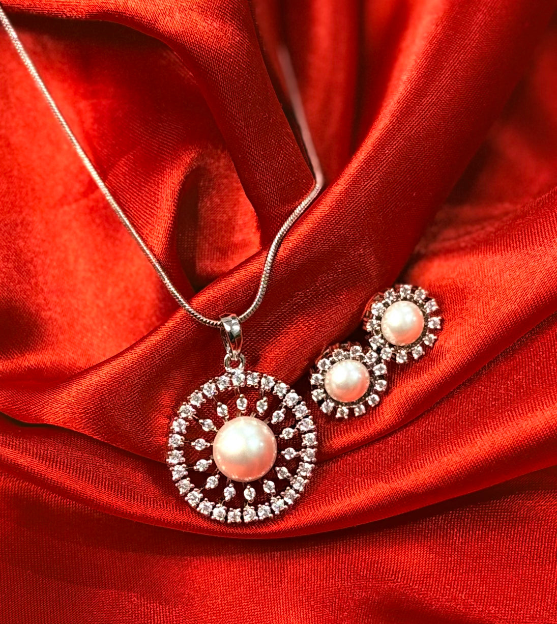 MOON HALO COMBO WITH EARRINGS