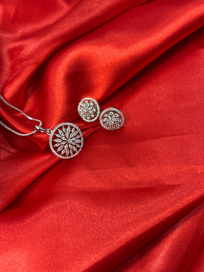 FLORA HALO COMBO WITH EARRING