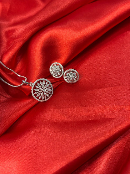 FLORA HALO COMBO WITH EARRING