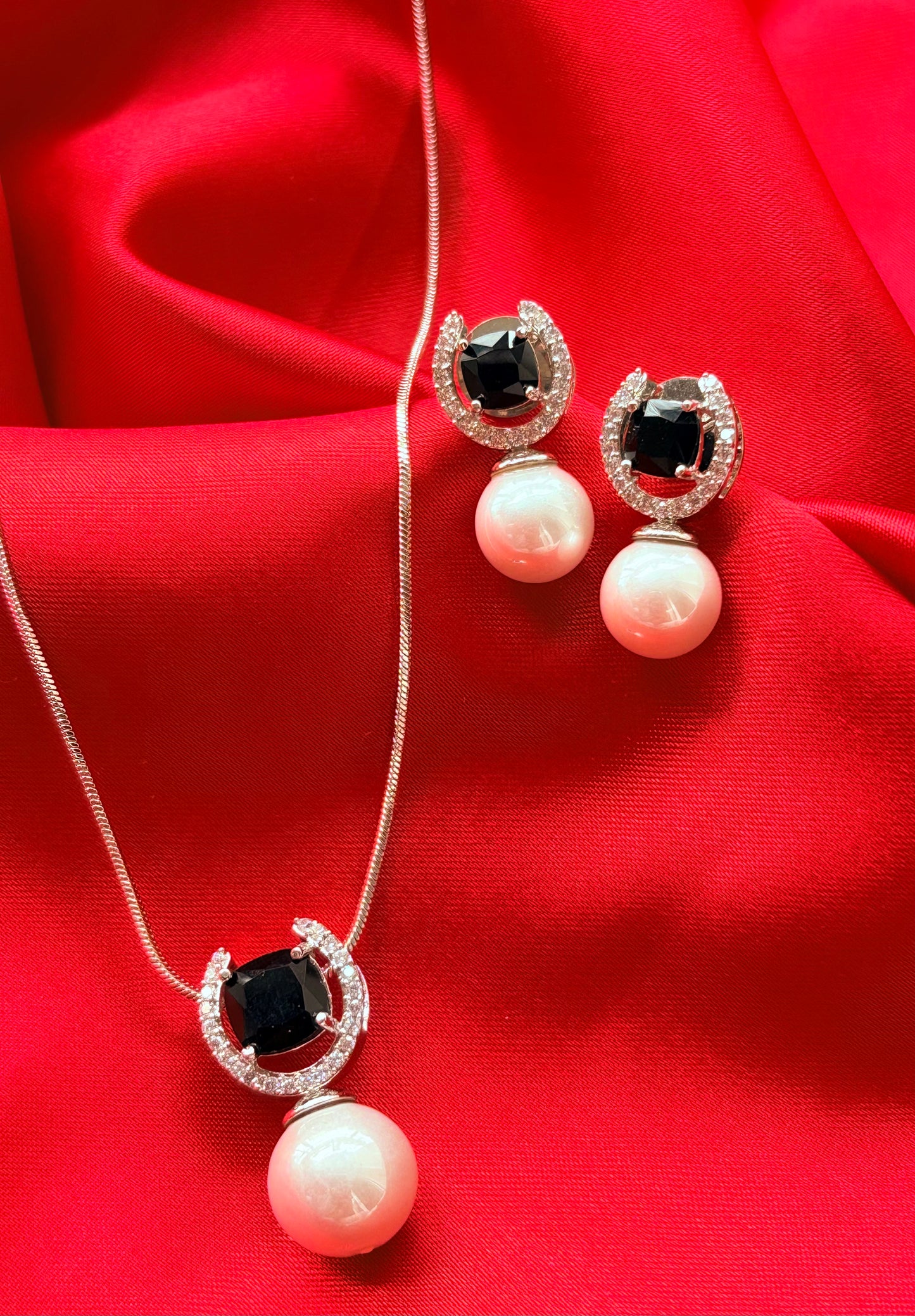 BLACK CRYSTAL AND CRYSTAL CONBO