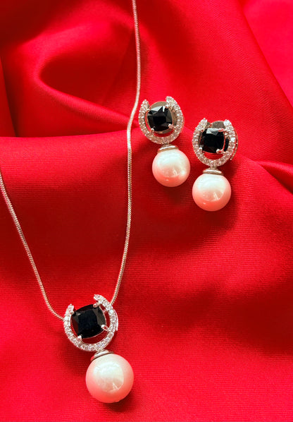 BLACK CRYSTAL AND CRYSTAL CONBO
