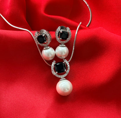 BLACK CRYSTAL AND CRYSTAL CONBO