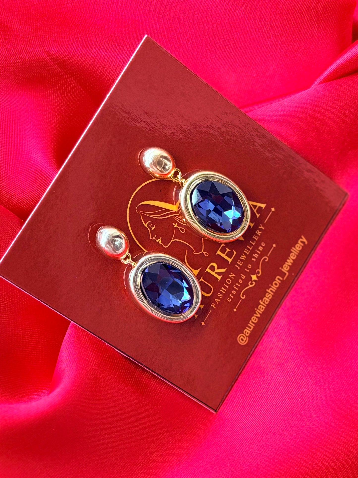 BLUE STONE DROPPING