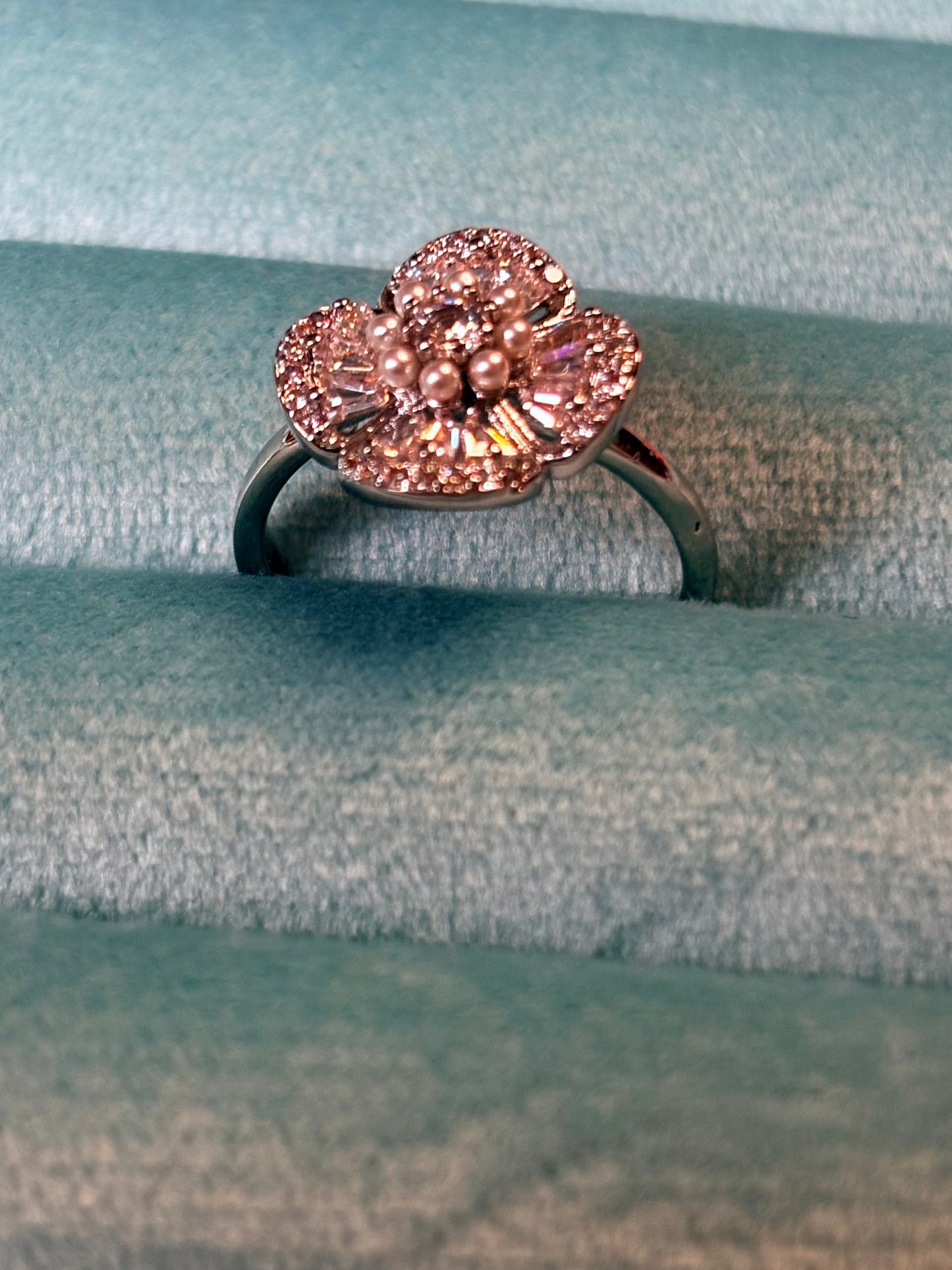 Pearl Petal Sparkle Ring
