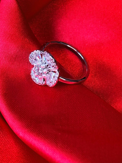 Pearl Petal Sparkle Ring