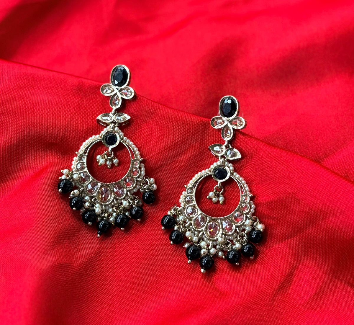 Noorika Black Chandbali