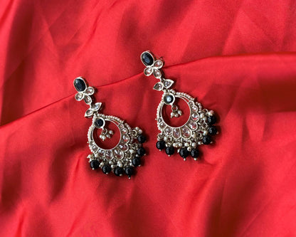 Noorika Black Chandbali