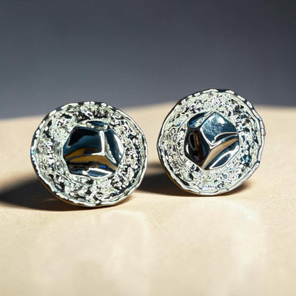 Textured round button studs