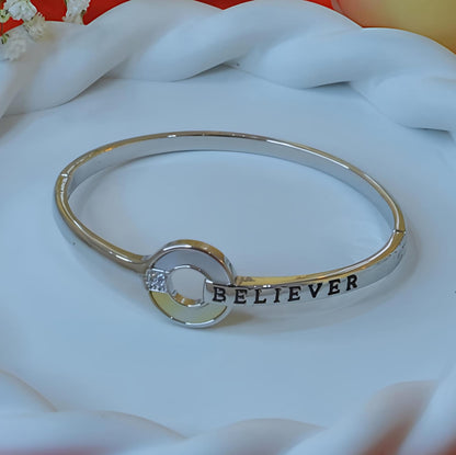 Circular Charm With BELIEVER Bangle