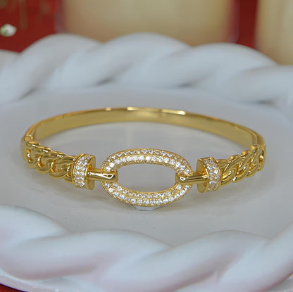 Pave Zirconia Interlocking Oval Buckle Bangle
